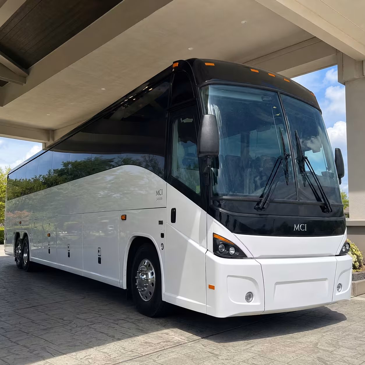 albuquerque employee shuttle buses to kirtland afb and sandia labs