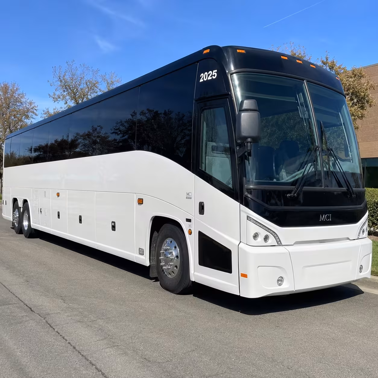 sunday church shuttle buses in albuquerque for weekly services